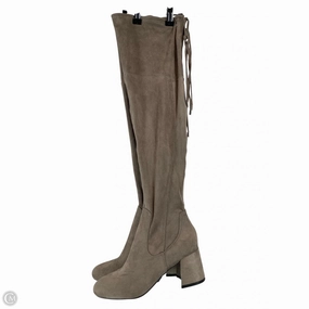Boots Knee Heels By Liz Claiborne In Grey, Size: 7 Tactile Feedback Sole Reinforced Form Mountain Climber