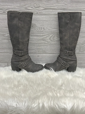 Boots Knee Heels By Ruff Hewn In Grey, Size: 6 Tough Weather