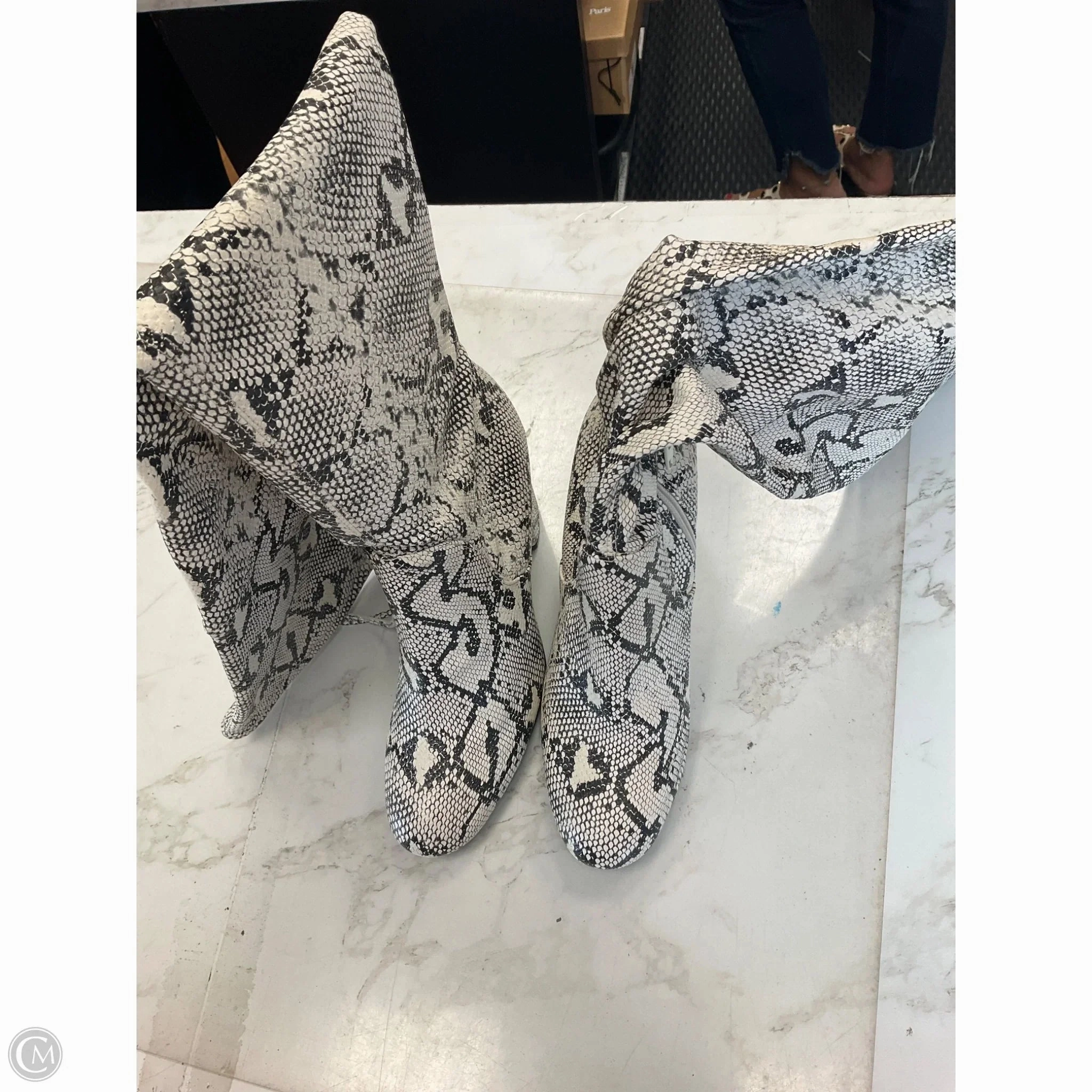 Grip Strong On-the-Go Wear Boots Knee Heels By Unisa In Snakeskin Print, Size: 6.5