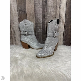 Temperature Regulating Lining Contoured Heel Cup Boots Western By Mix No 6 In Silver, Size: 7.5