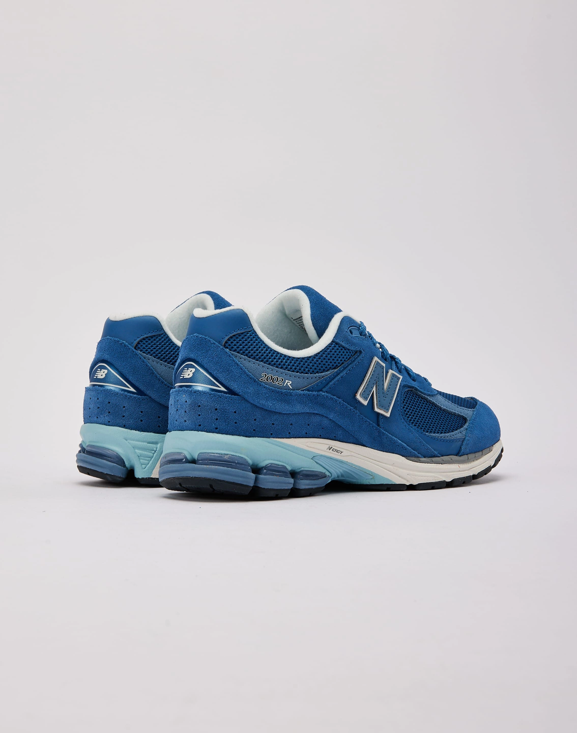 branded running shoes New Balance 2002R