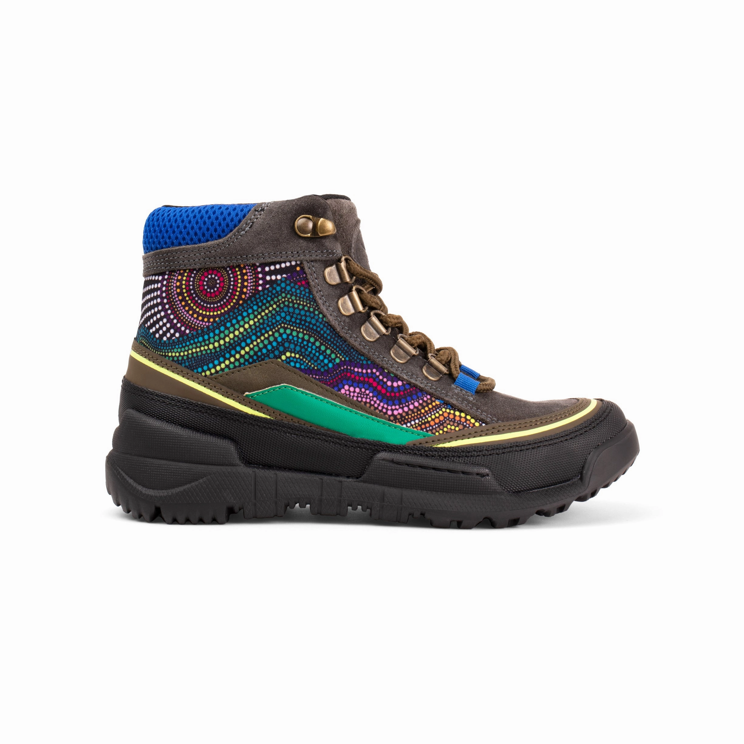 Supportive Design Brisbane Black Trekk Boot