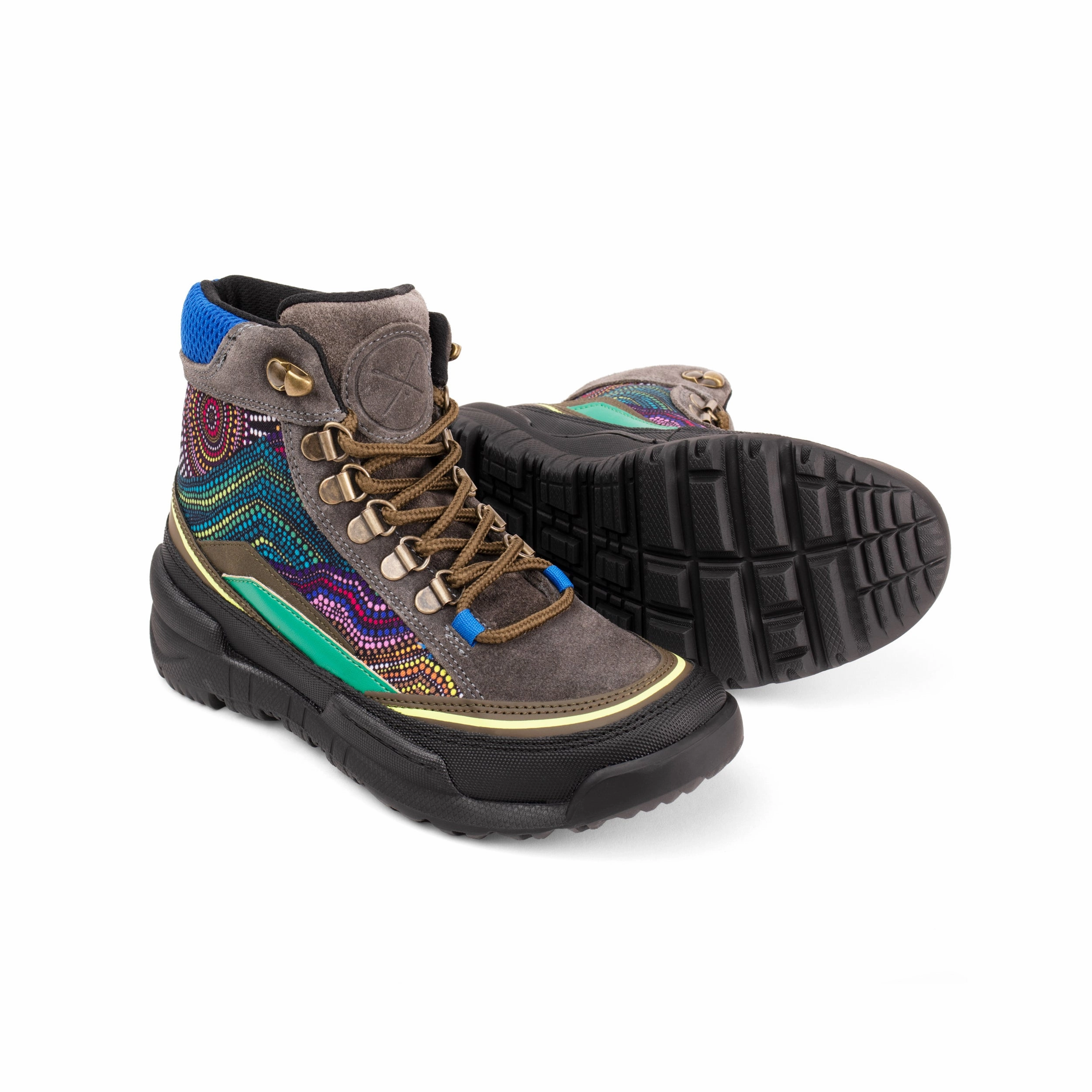 Abrasion Resistant Outsole Padded Brisbane Black Trekk Boot