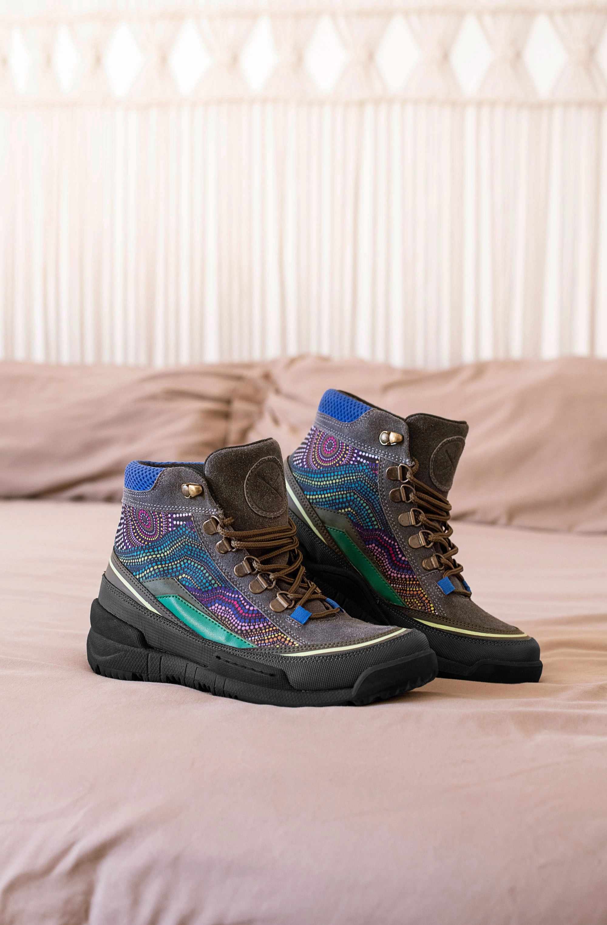 Move Free Brisbane Black Trekk Boot