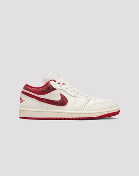 Retro Mood Molded Insole Jordan 1 Low SE "Sail/Varsity Red/Team Red"