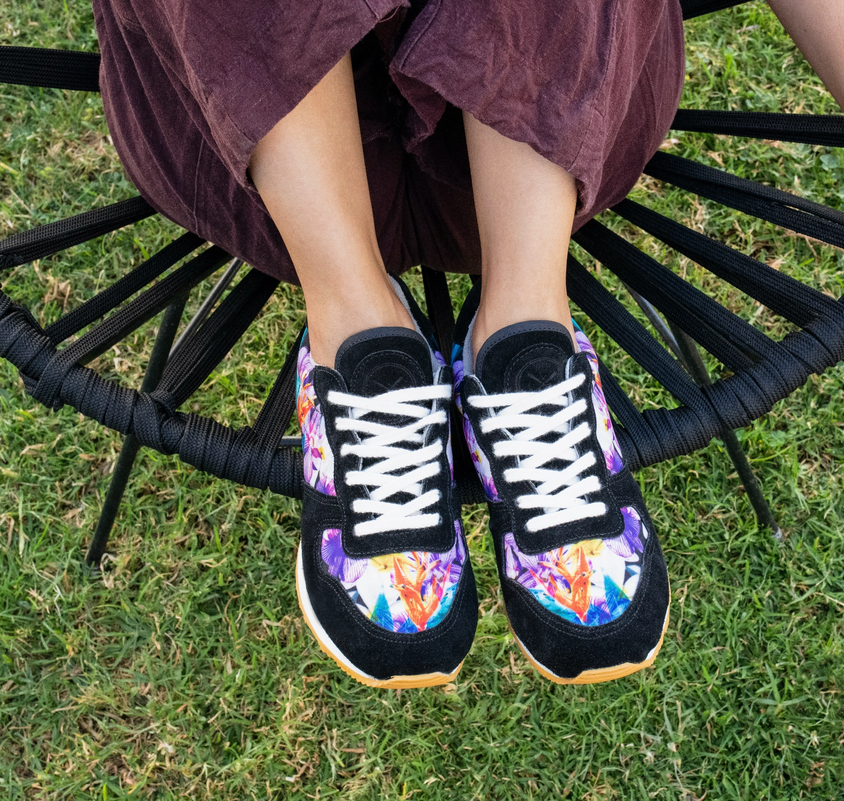 Caladium Jogger Outdoor Feel Abrasion Resistant Construction