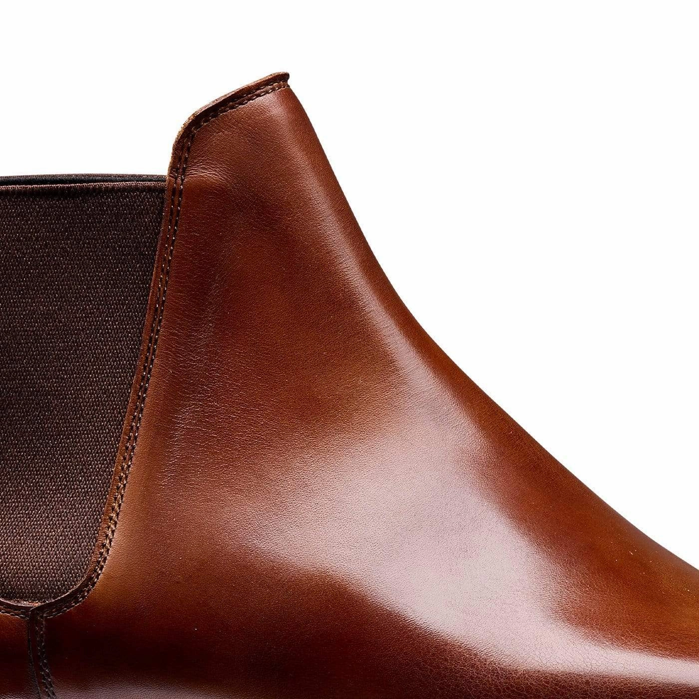 Padded Interior Rough Trail Hiker Chelsea 8 Tan Antique Calf