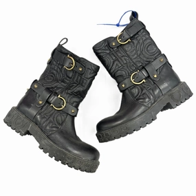 Breathable Boots Luxury Designer By Salvatore Ferragamo In Black Gold, Size: 6.5