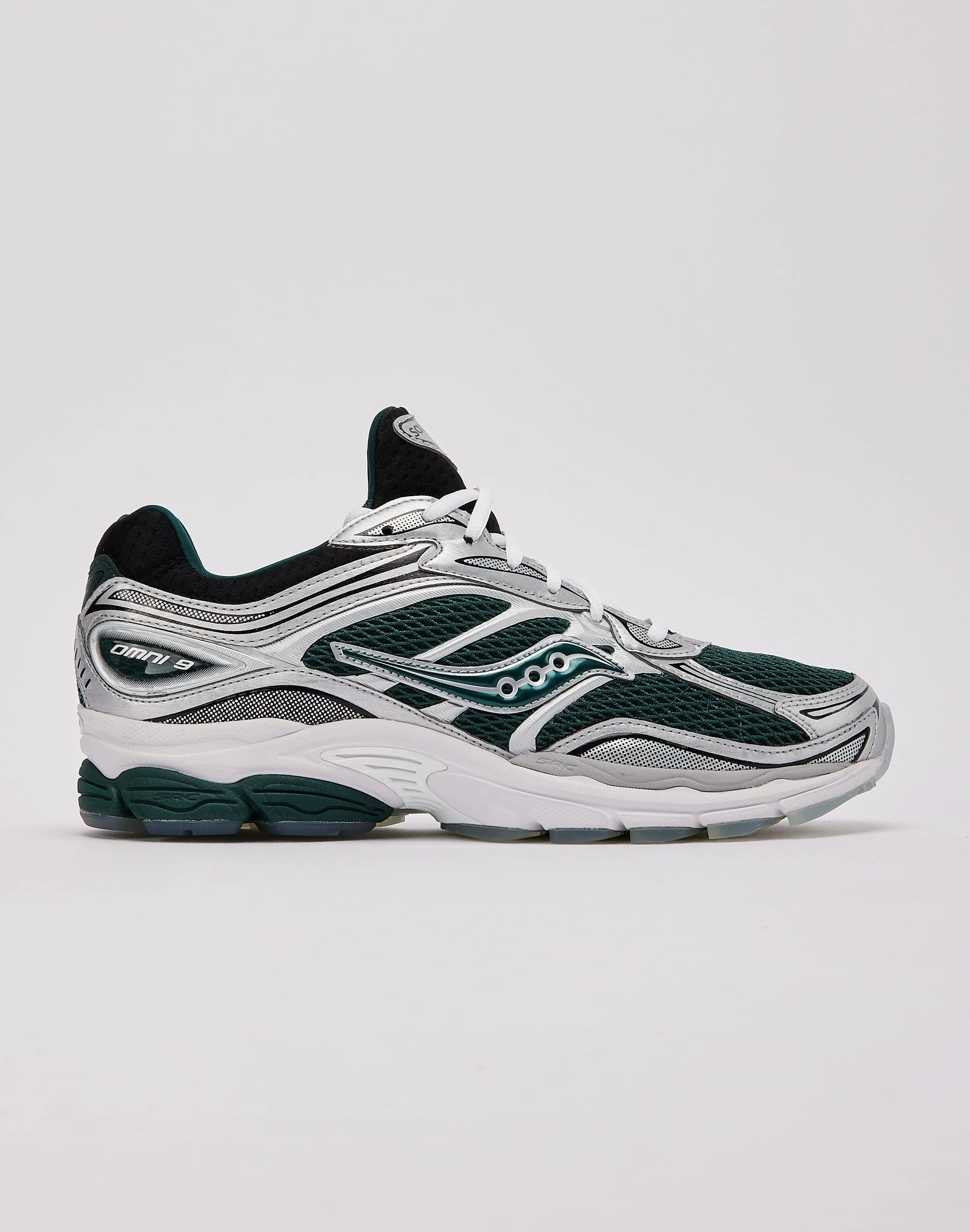 kids' sports footwear Every Step Saucony ProGrid Omni 9