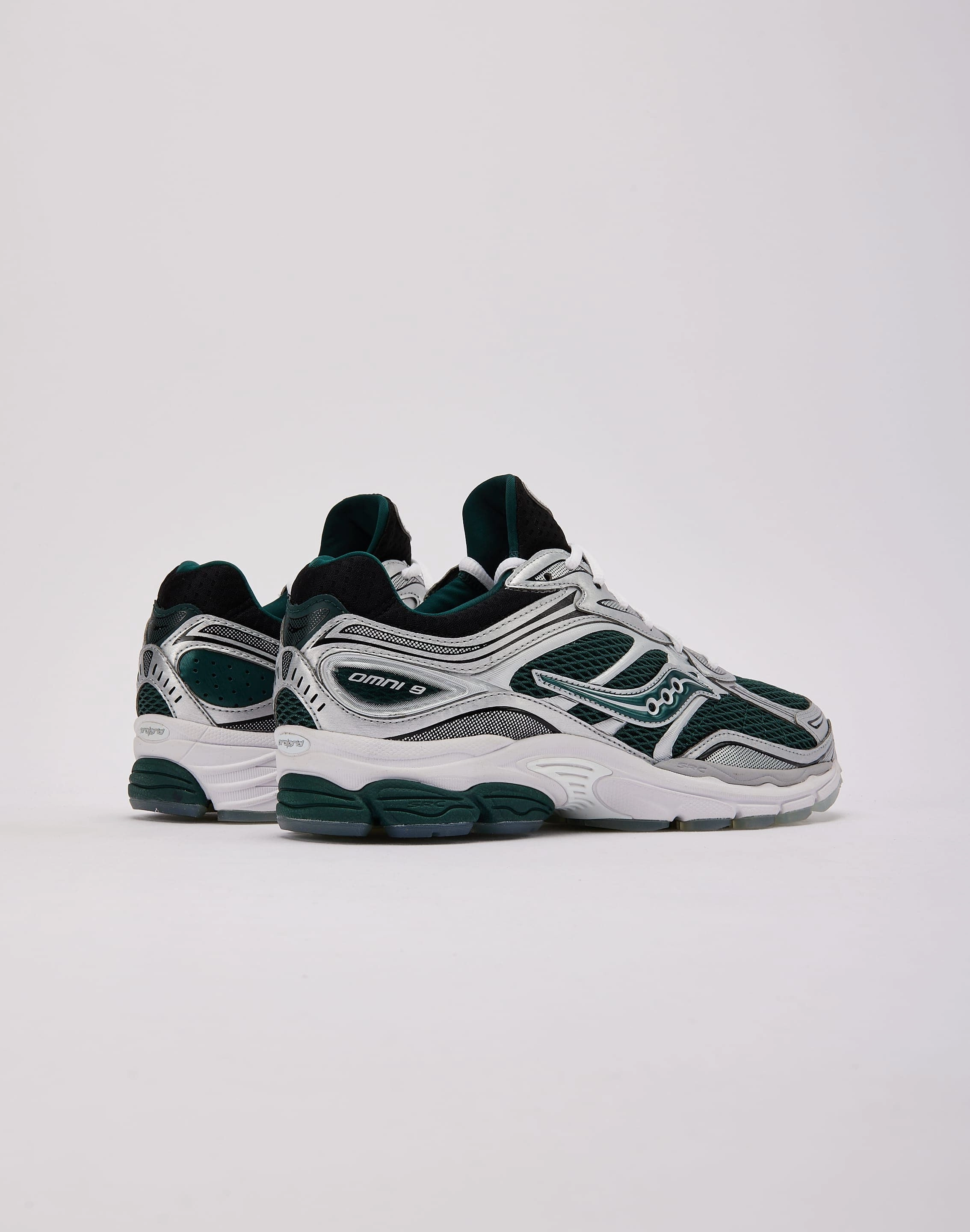 moisture - wicking lining shoes Saucony ProGrid Omni 9