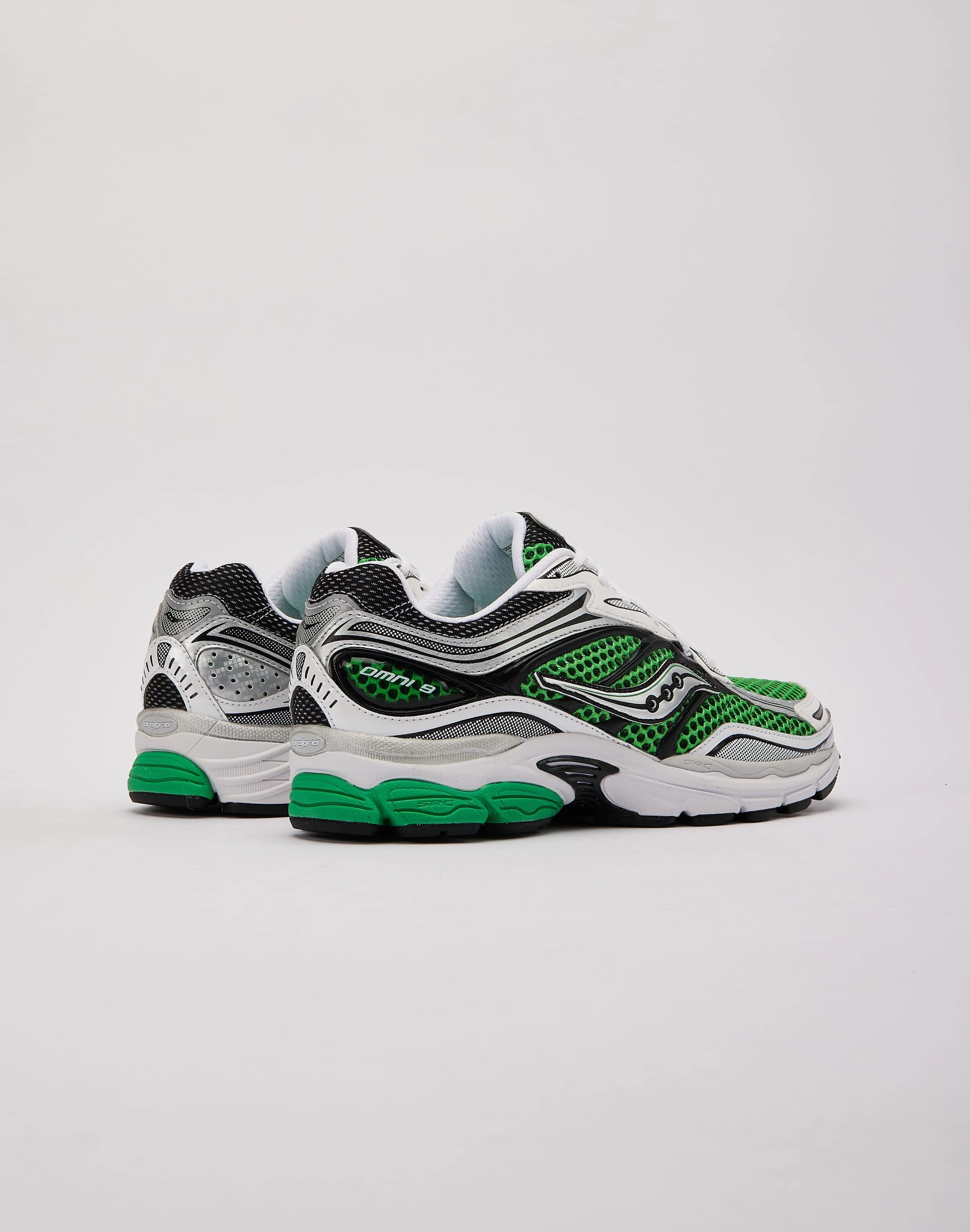 Saucony ProGrid Omni 9 futuristic running option