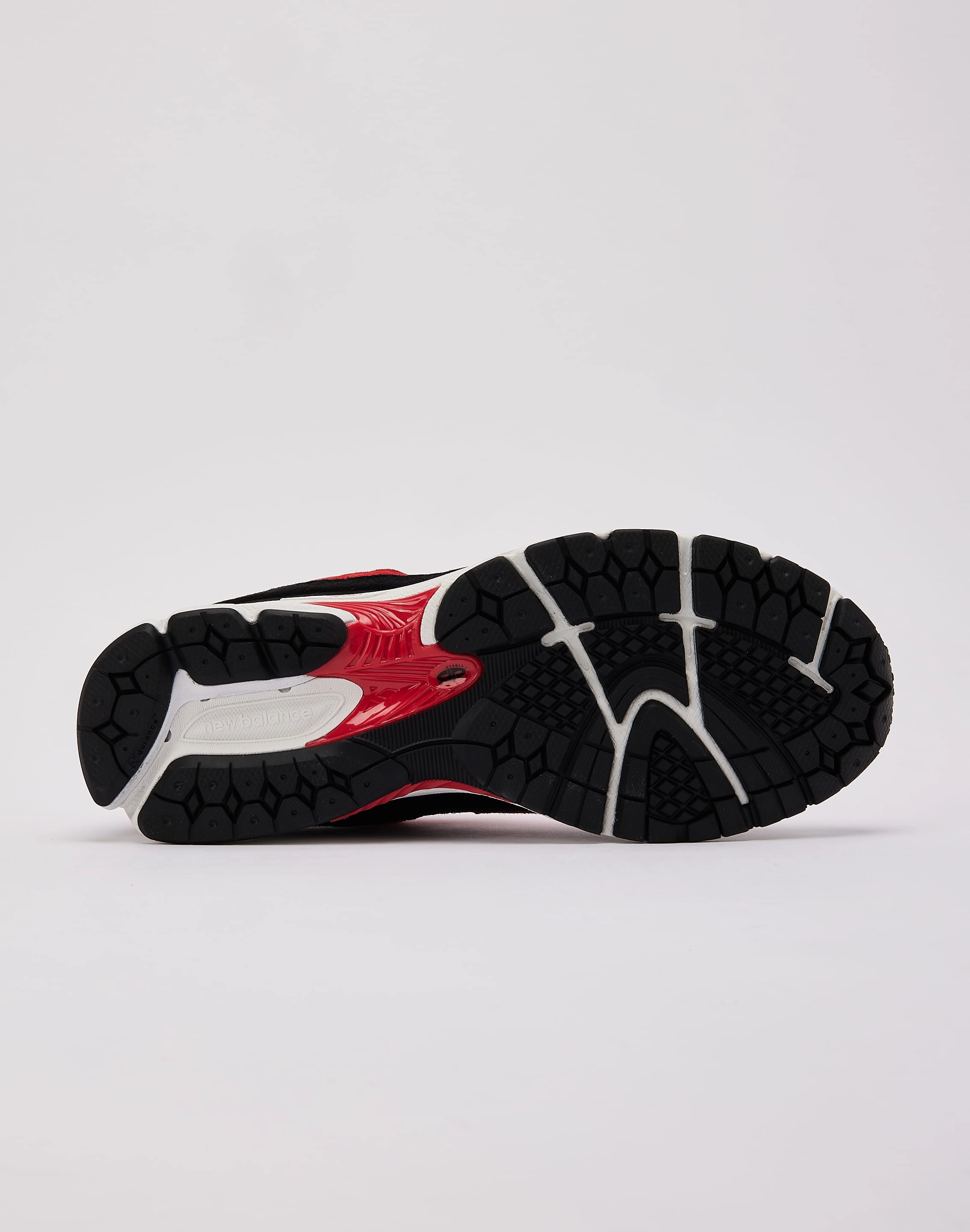 New Balance 2002R SleekDesign Cushioned Sole