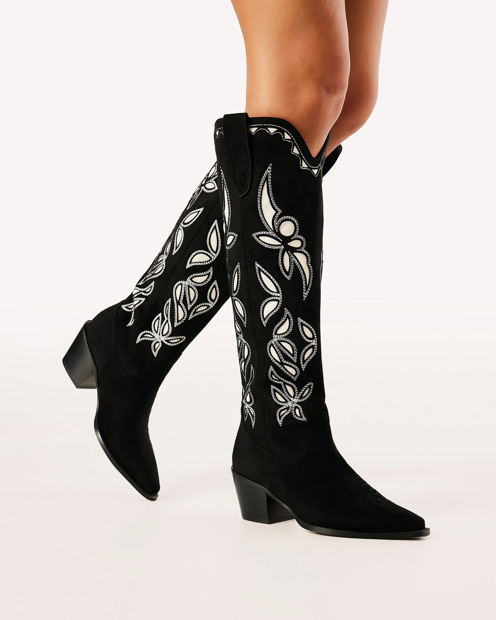 DELLA - BLACK SUEDE All-Terrain Use