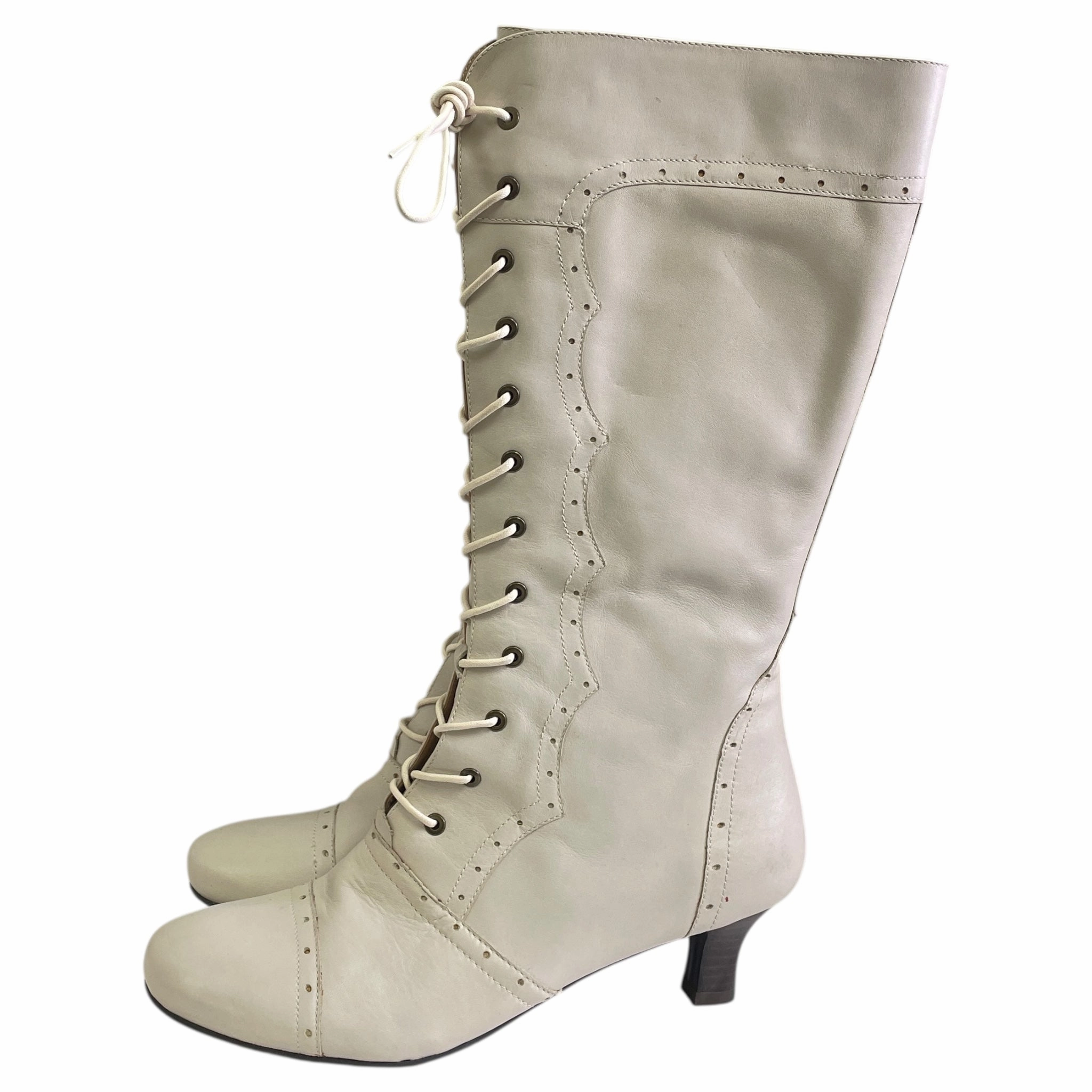 Boots Knee Heels By ARRAY In Cream, Size:12 Good Grip