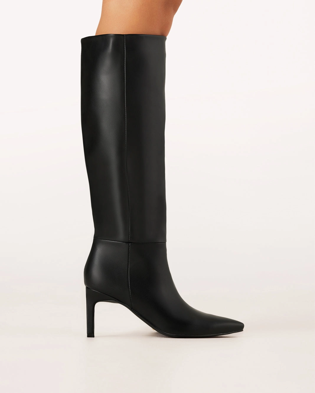 HARLEN - BLACK Weekend Fit