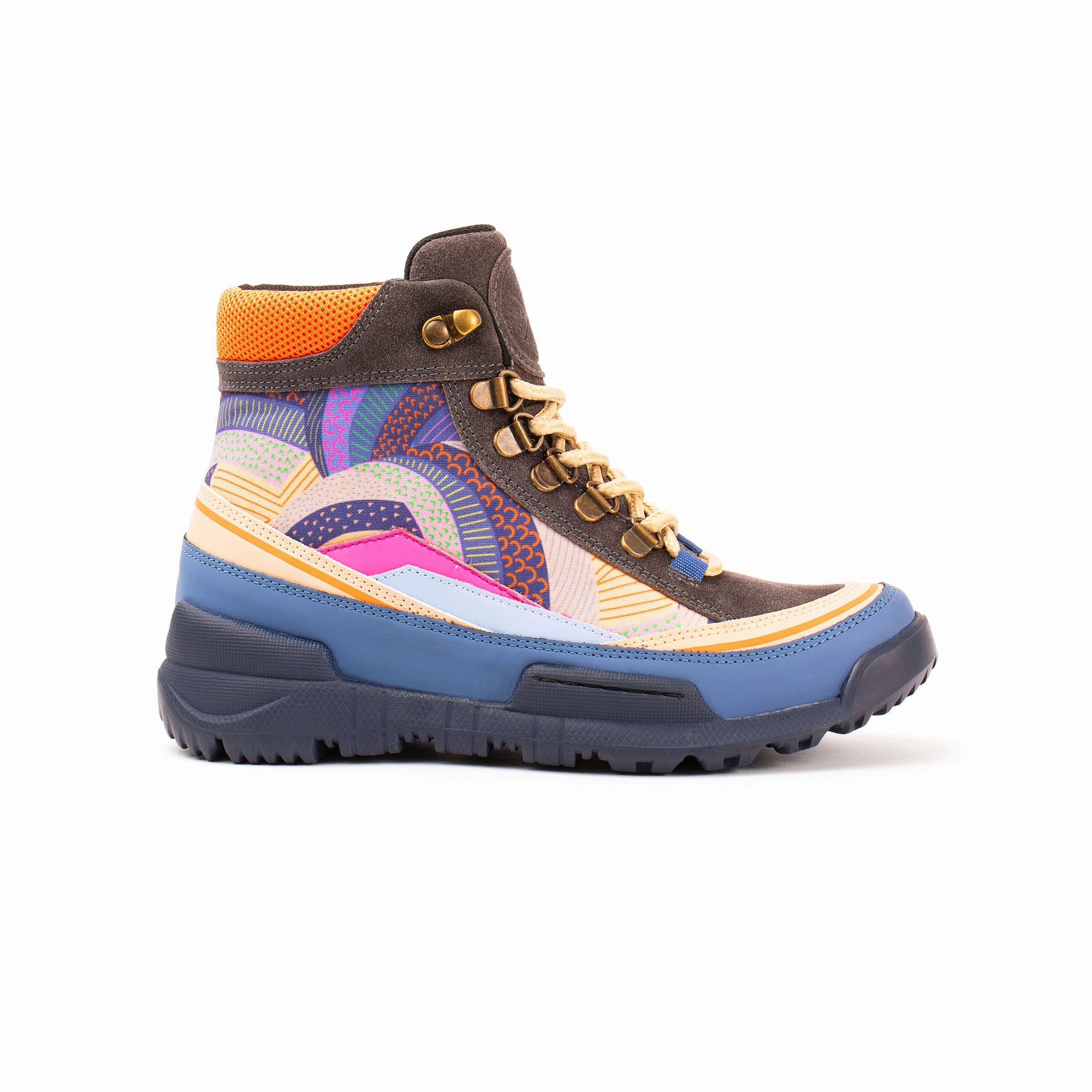 Chain Touch Slip   Resistant Lug Coronet Trekk Boot