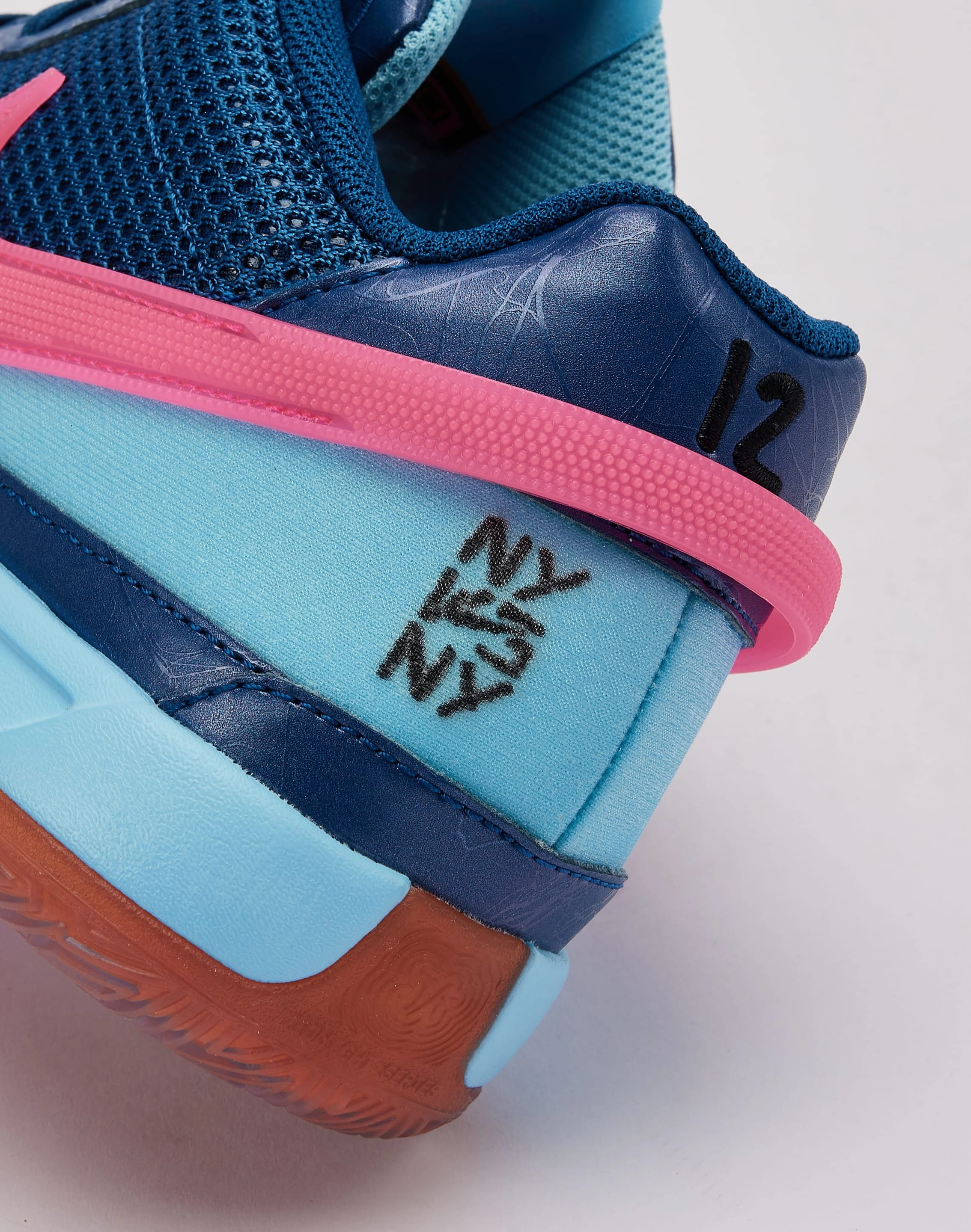 Ankle Collar Padding Nike Ja 1 'NY x NY'