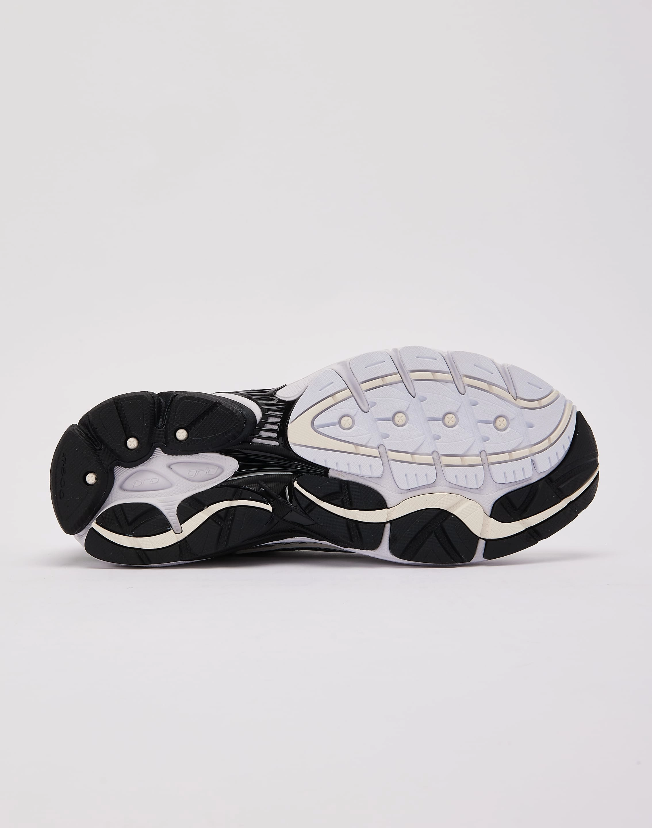 Saucony ProGrid Omni 9 pre - workout