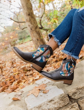 Cyprus Western Boot Neutral design Stable