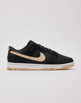 Nike Dunk Low Digital Run Feather Light Travel Enthusiasts