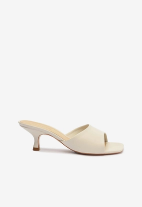 Dethalia Sandal Ventilated Airflow Channels