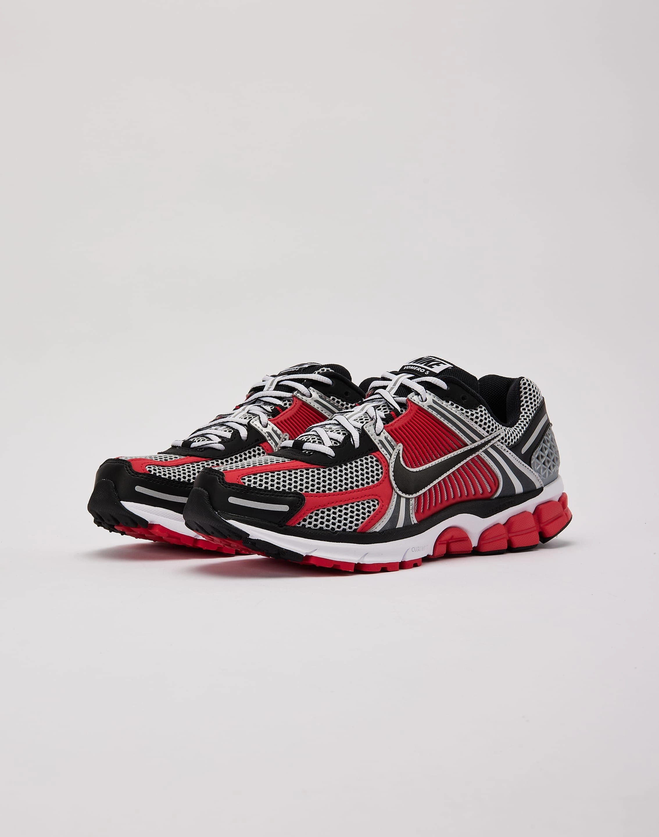 Nike Zoom Vomero 5 marathoning shoes Compression Web Structure