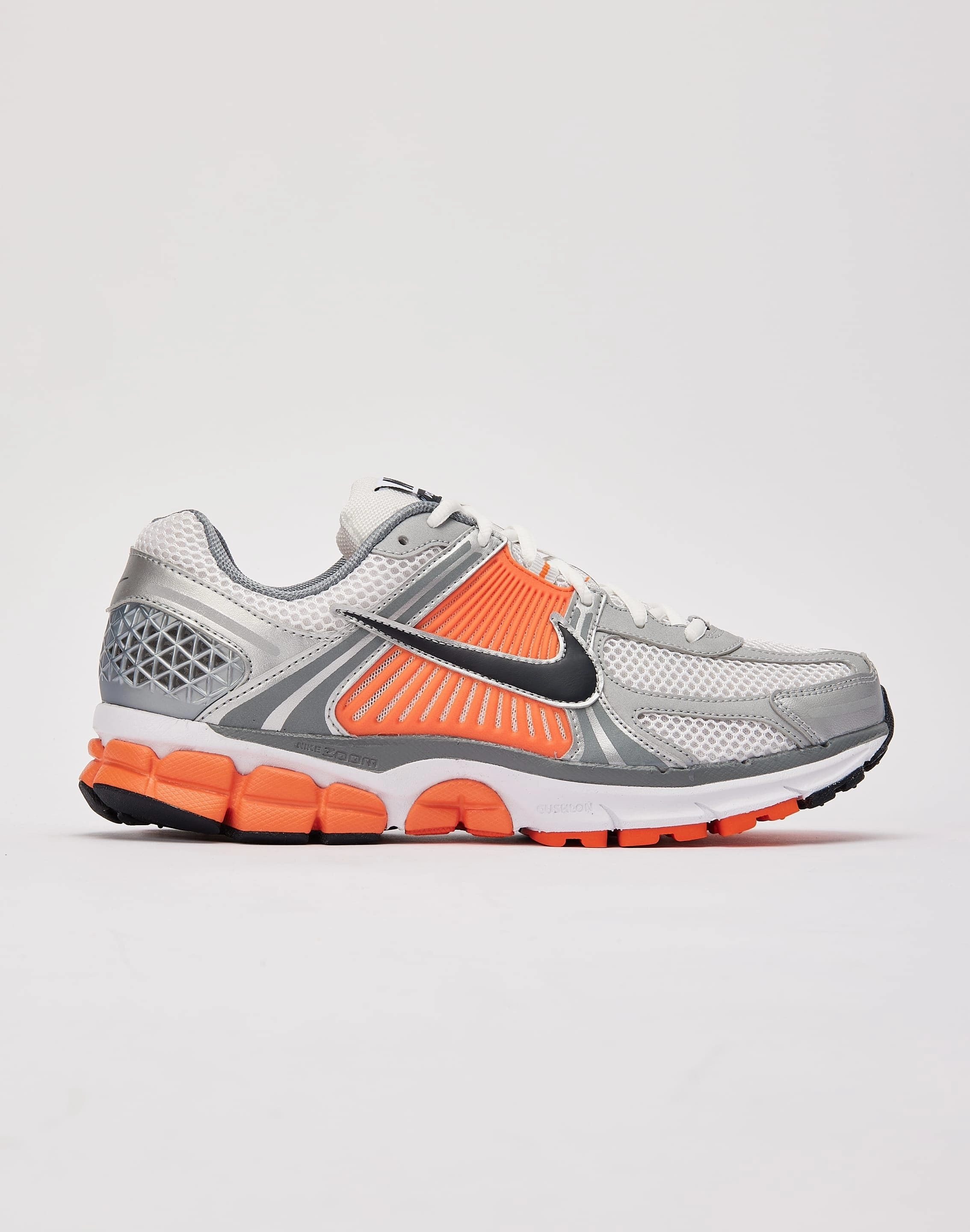 Nike Zoom Vomero 5 Lightweight Structure