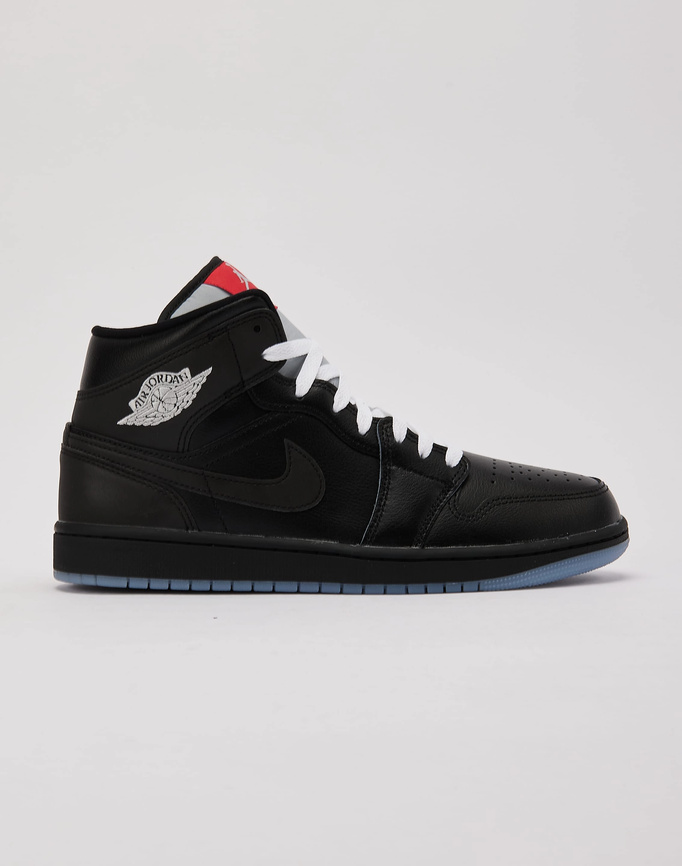Anti Odor Outdoor Explorers Jordan Air Jordan 1 Mid SE
