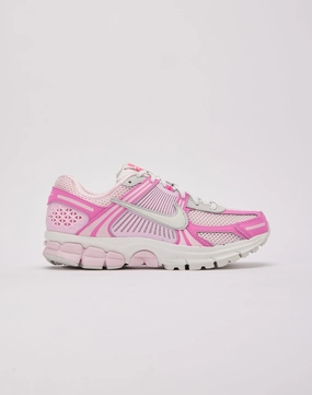 Moisture wicking Nike Zoom Vomero 5