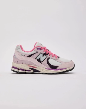 New Balance 2002R Ultra lightweight
