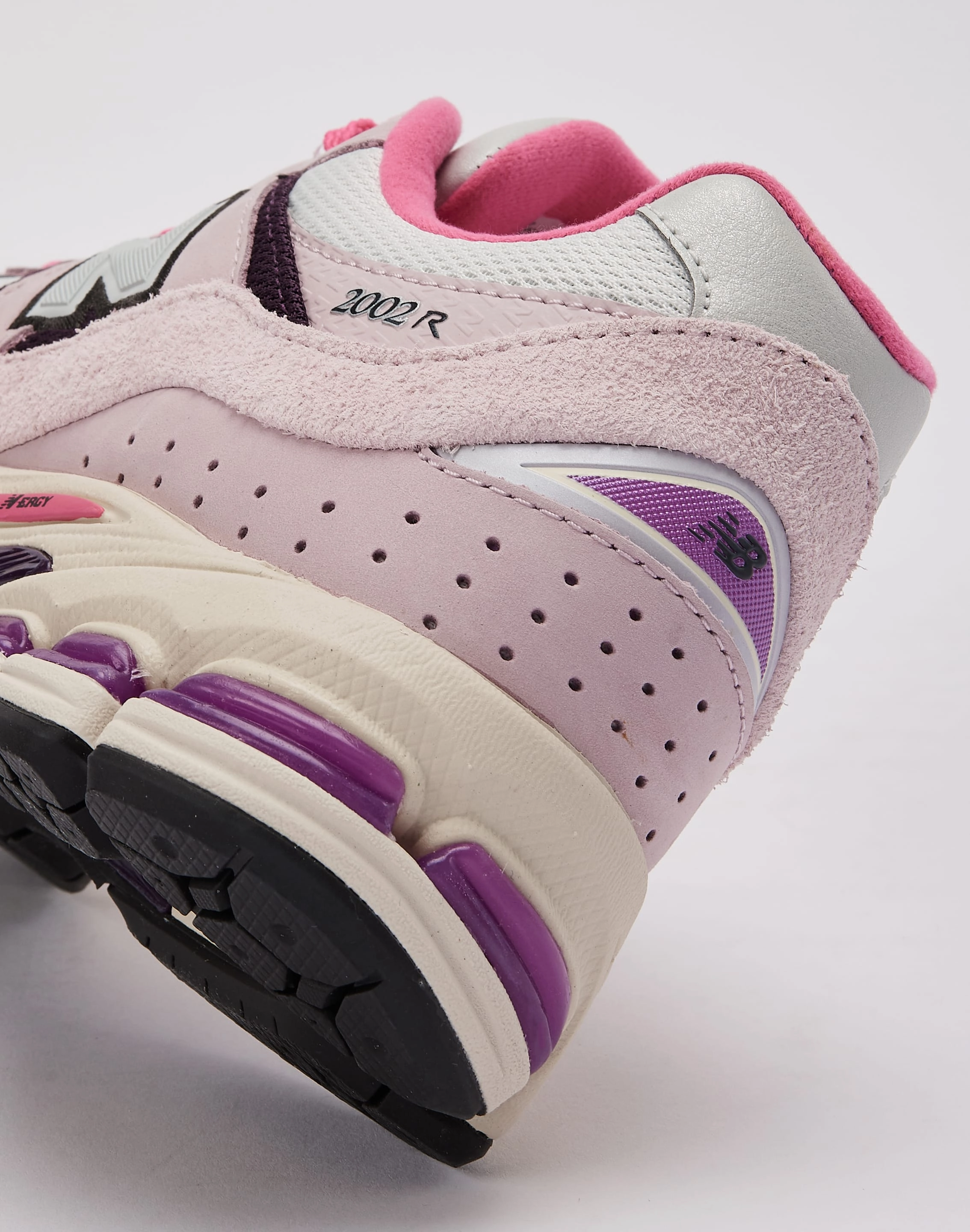 reinforced toe shoes New Balance 2002R