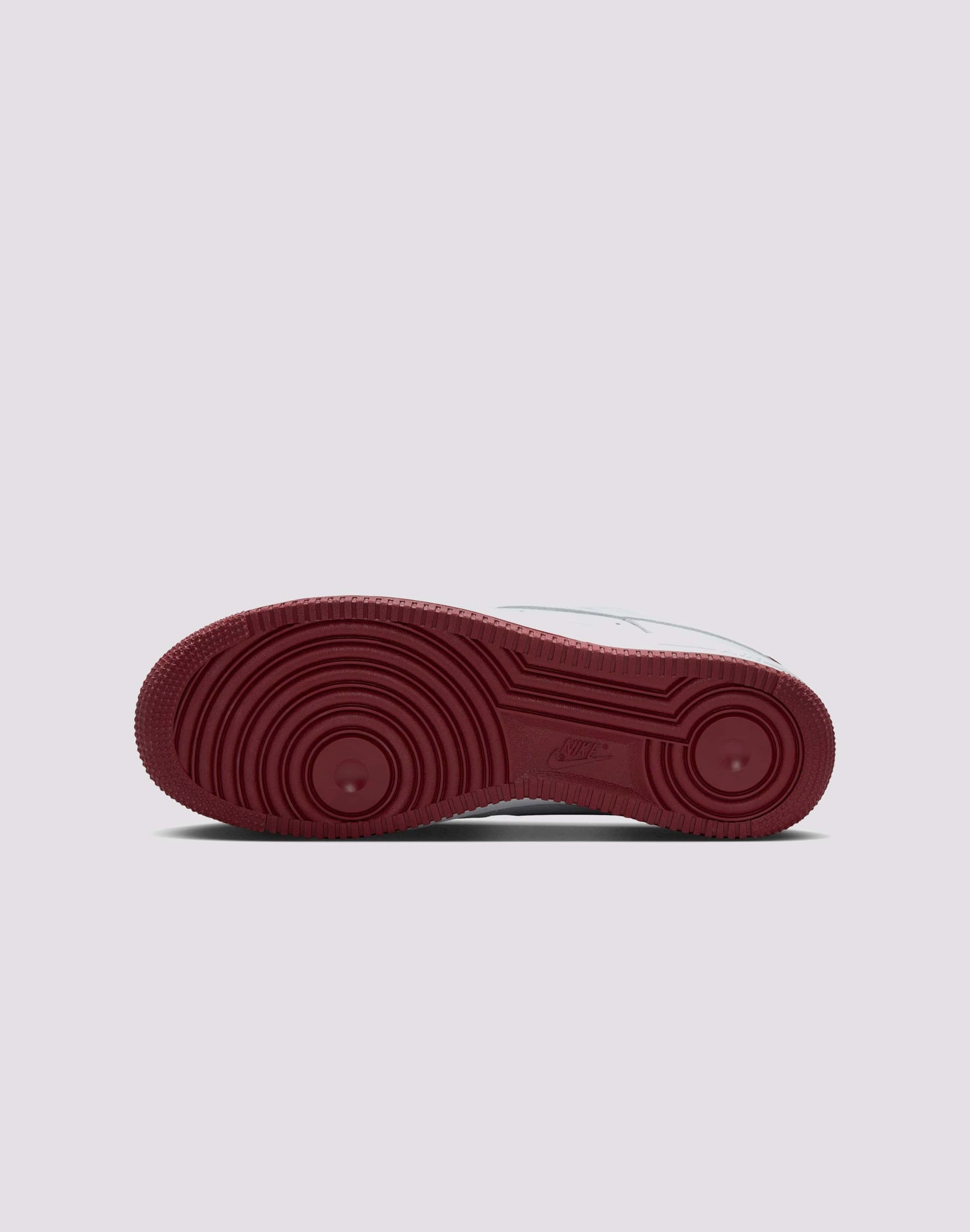 All Day Beach Walk Nike Air Force 1 '07 LV8