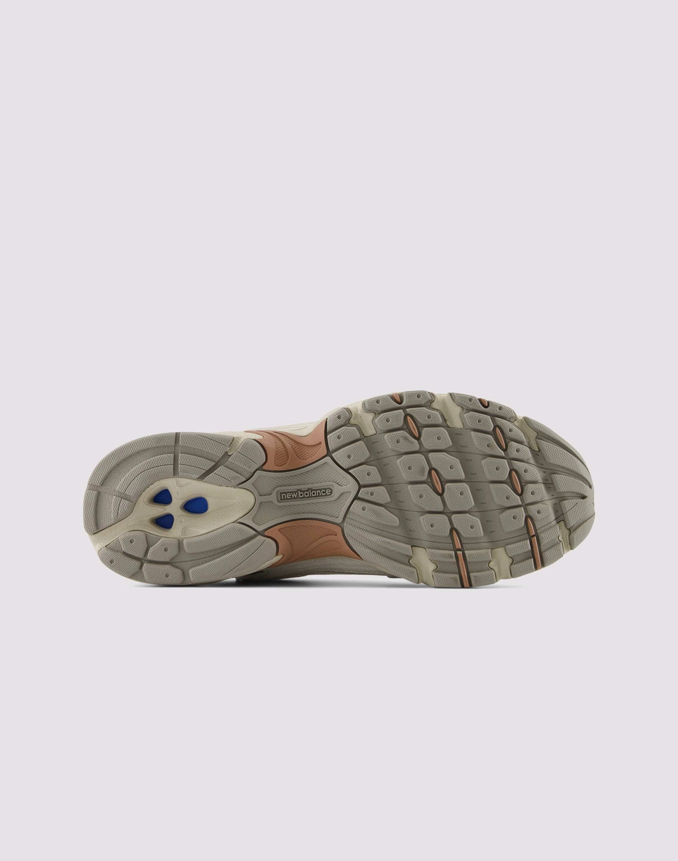 reflective - details shoes New Balance 530