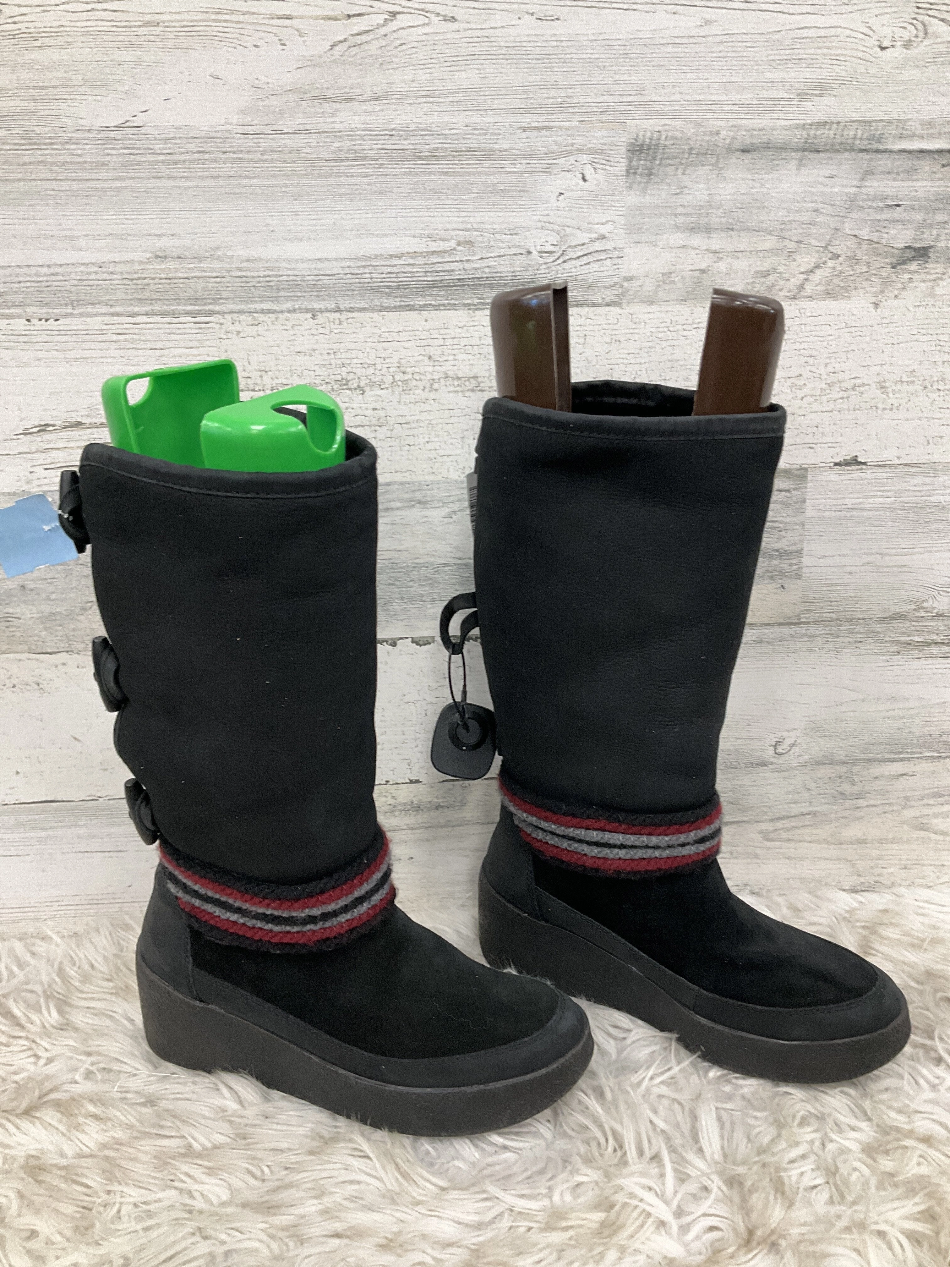 Rain Friendly High Traction Outdoor Trek Boots Knee Flats By Clothes Mentor  Size: 8