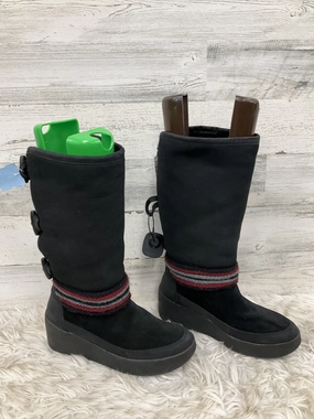 Rain Friendly High Traction Outdoor Trek Boots Knee Flats By Clothes Mentor  Size: 8