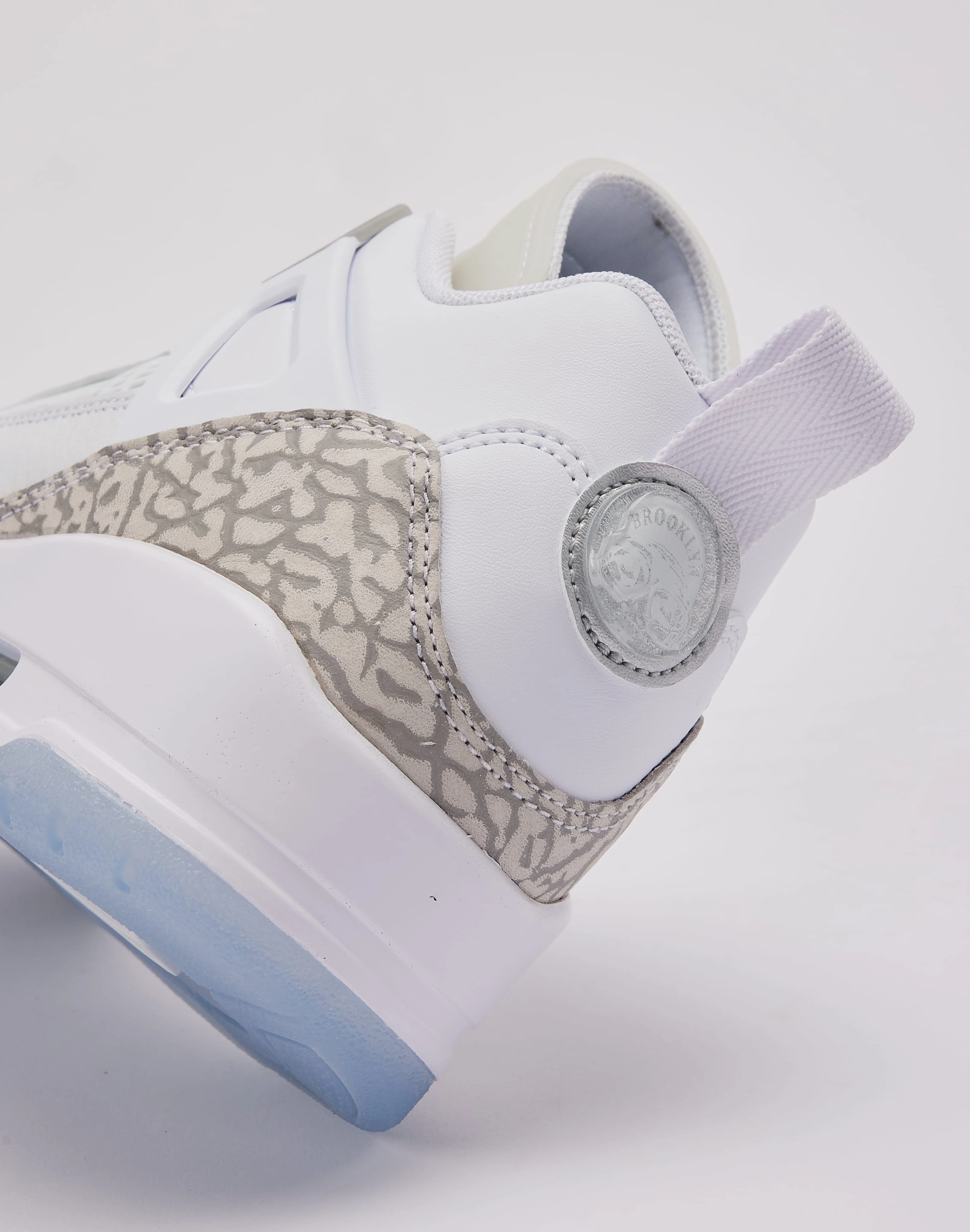 Sport Edge Balanced Heel Counter Jordan Spizike Low