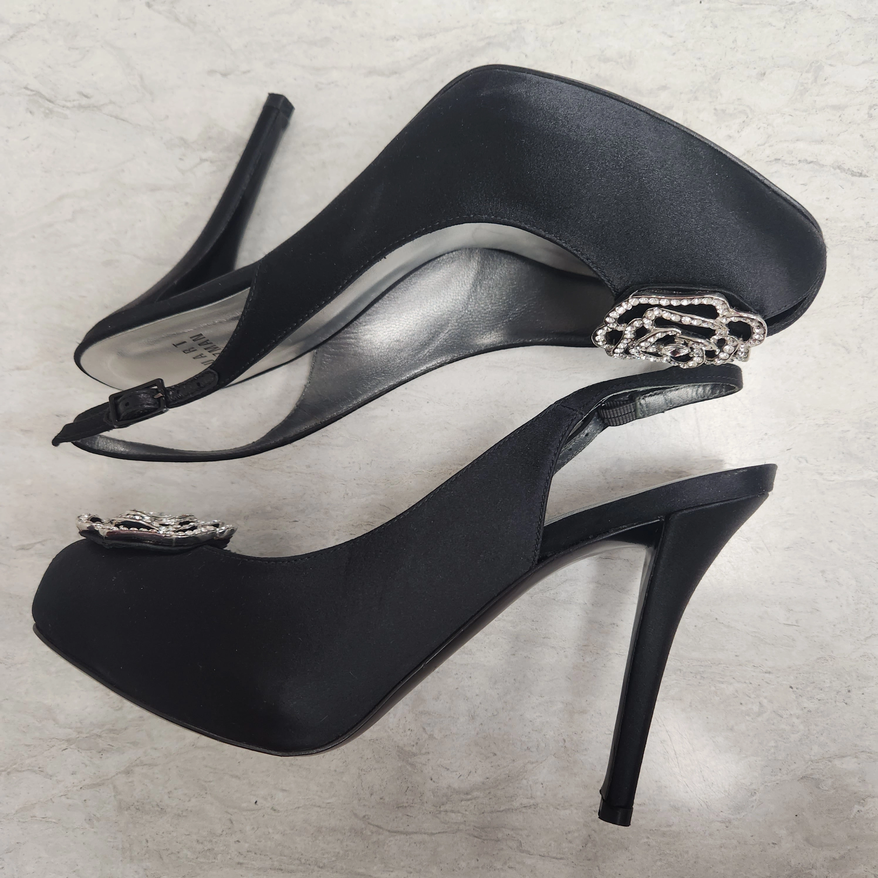 Sweat Resistant Gym Workout Smart Fit Shoes Designer By Stuart Weitzman In Black, Size: 7