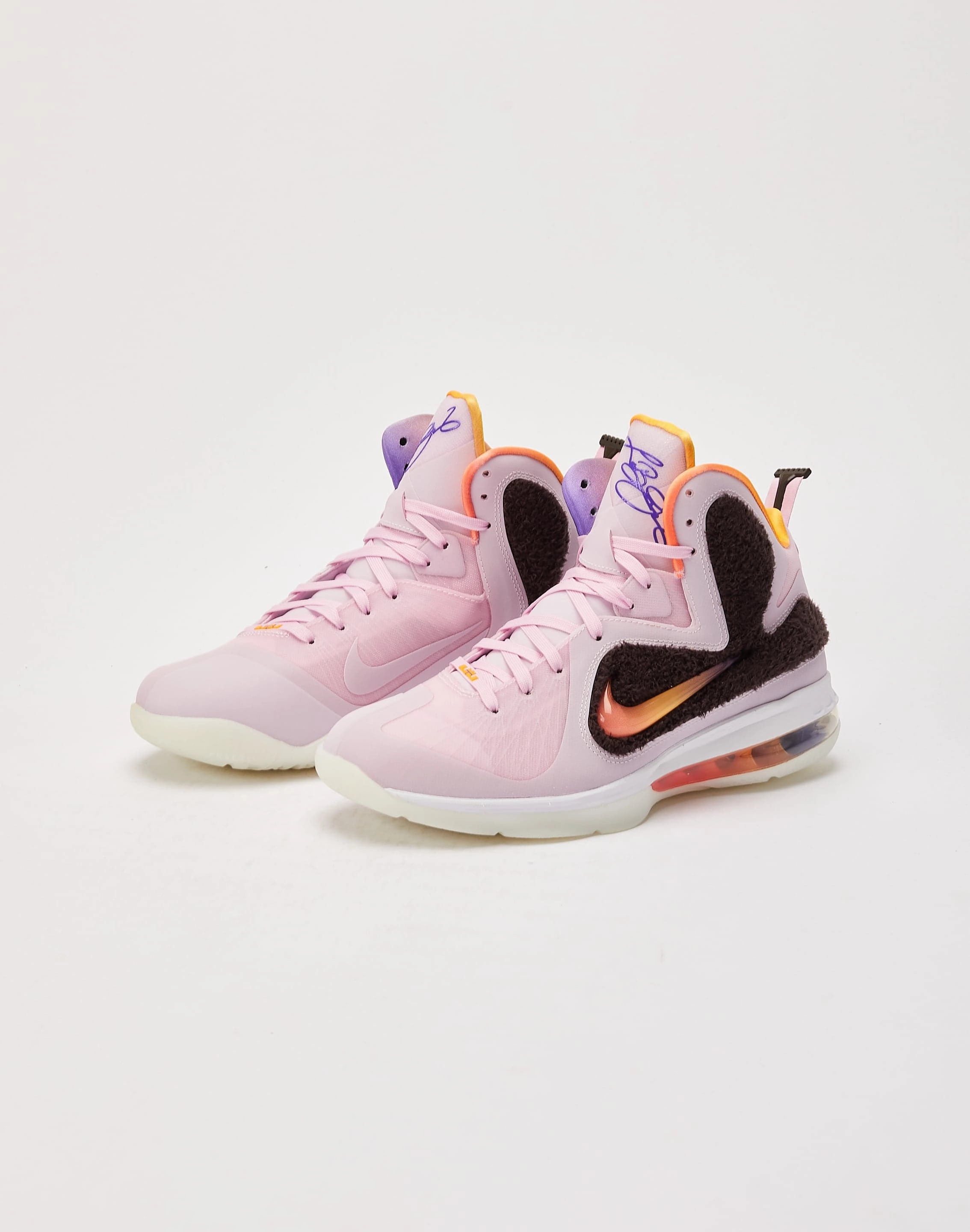 Ultra Light Construction Nike Lebron IX 'Regal Pink And Velvet Brown'