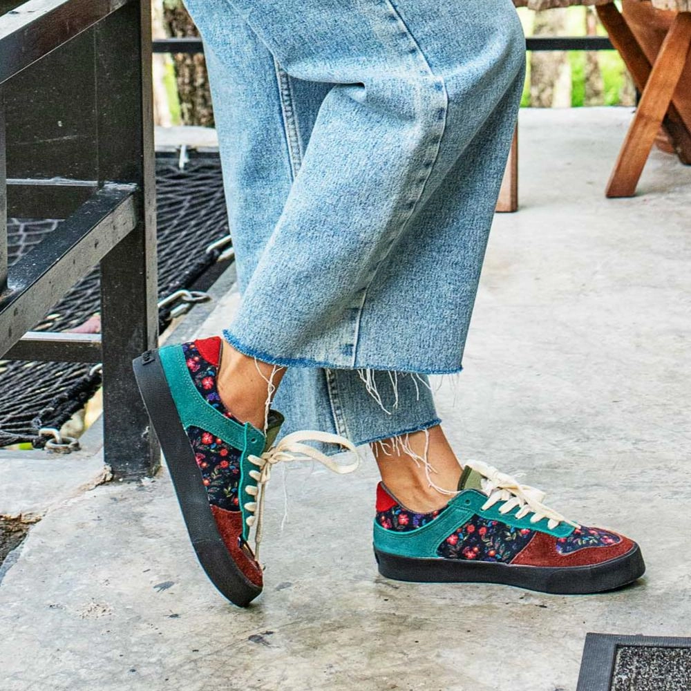 Torsion control Jackal Ace Low Top