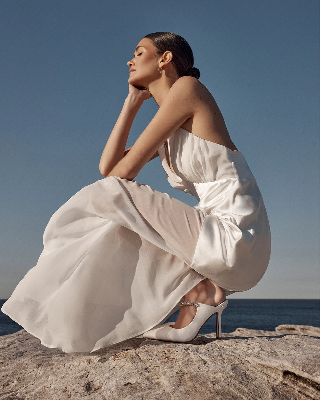 QUITA - WHITE Chic Finish