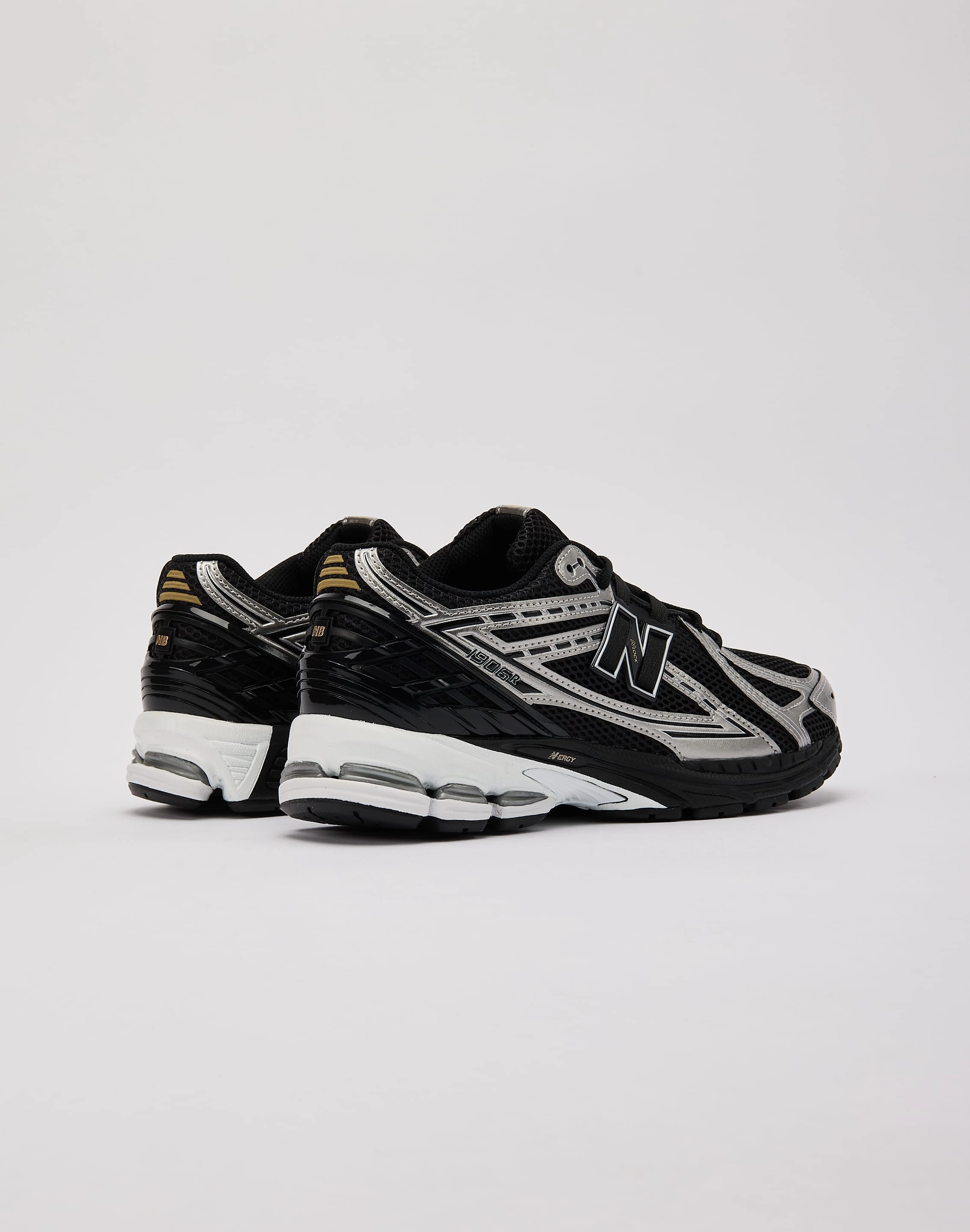 Pavement - running New Balance 1906R