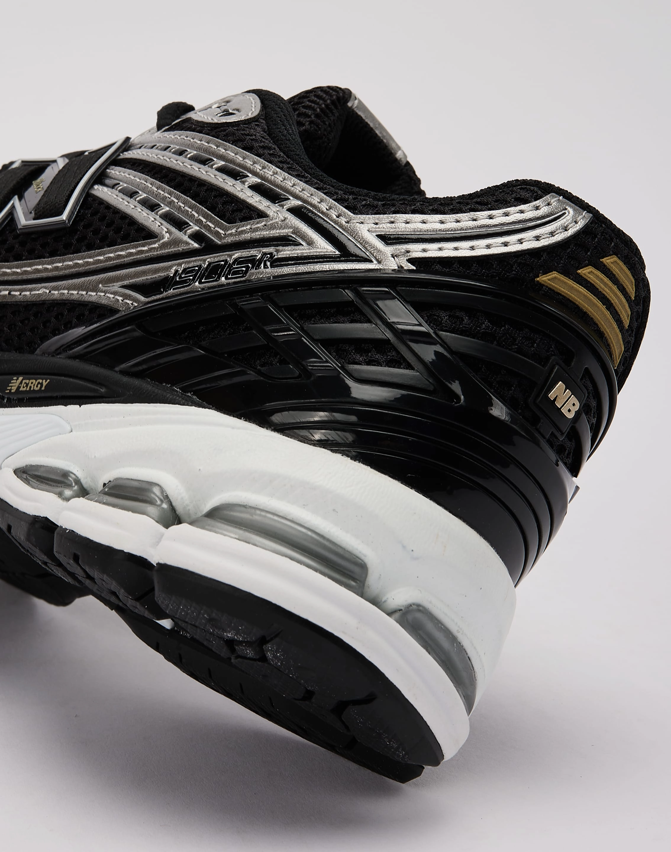 New Balance 1906R Moisture   Wicking Material multi - color running gear