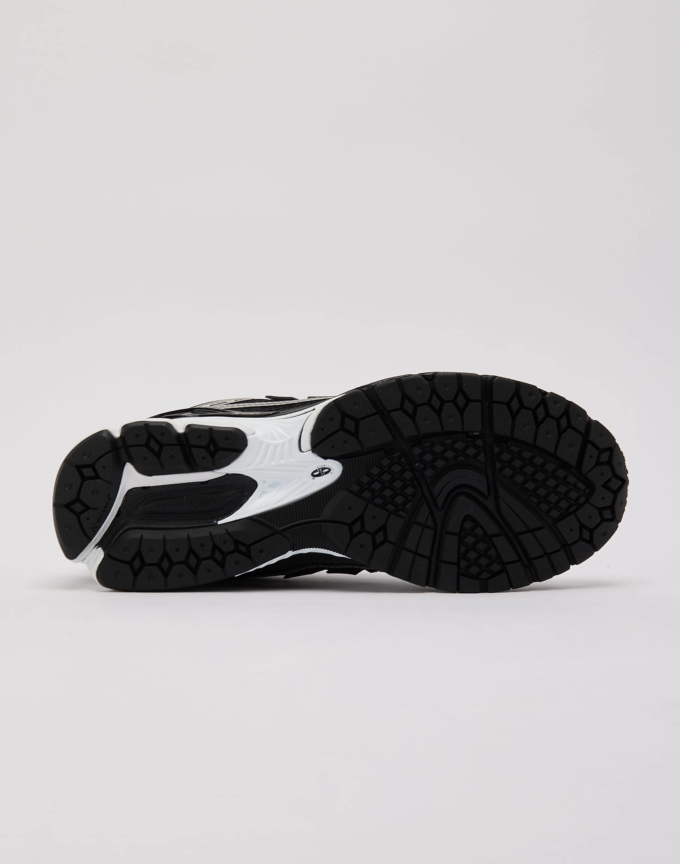 New Balance 1906R Rockered Propulsion Plate Impact Diffusion Technology