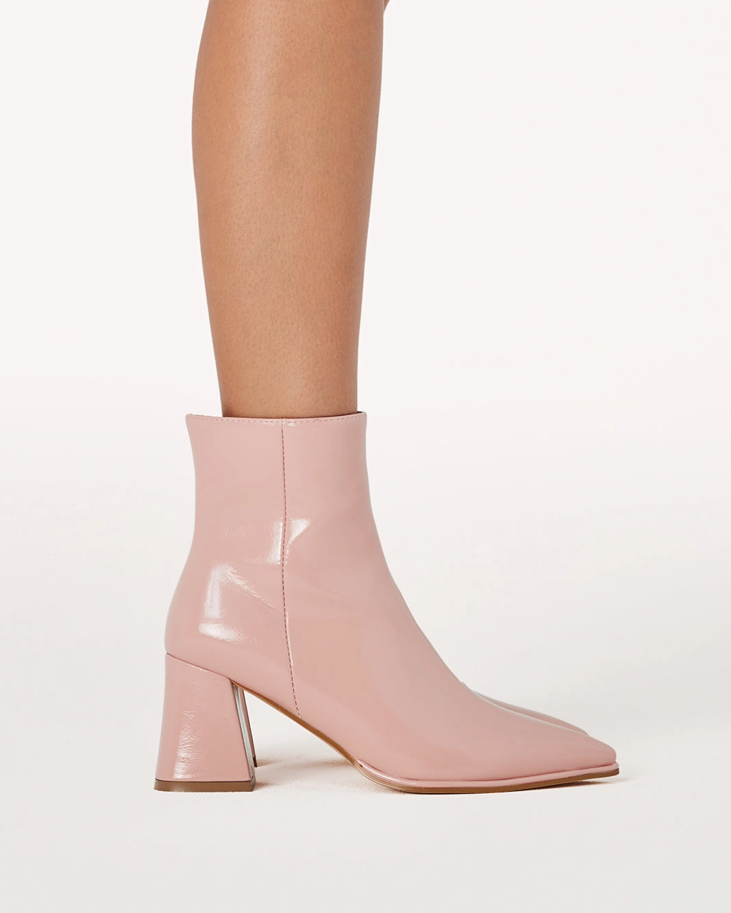 Middle-Aged Man CADEN - FONDANT CRINKLE PATENT