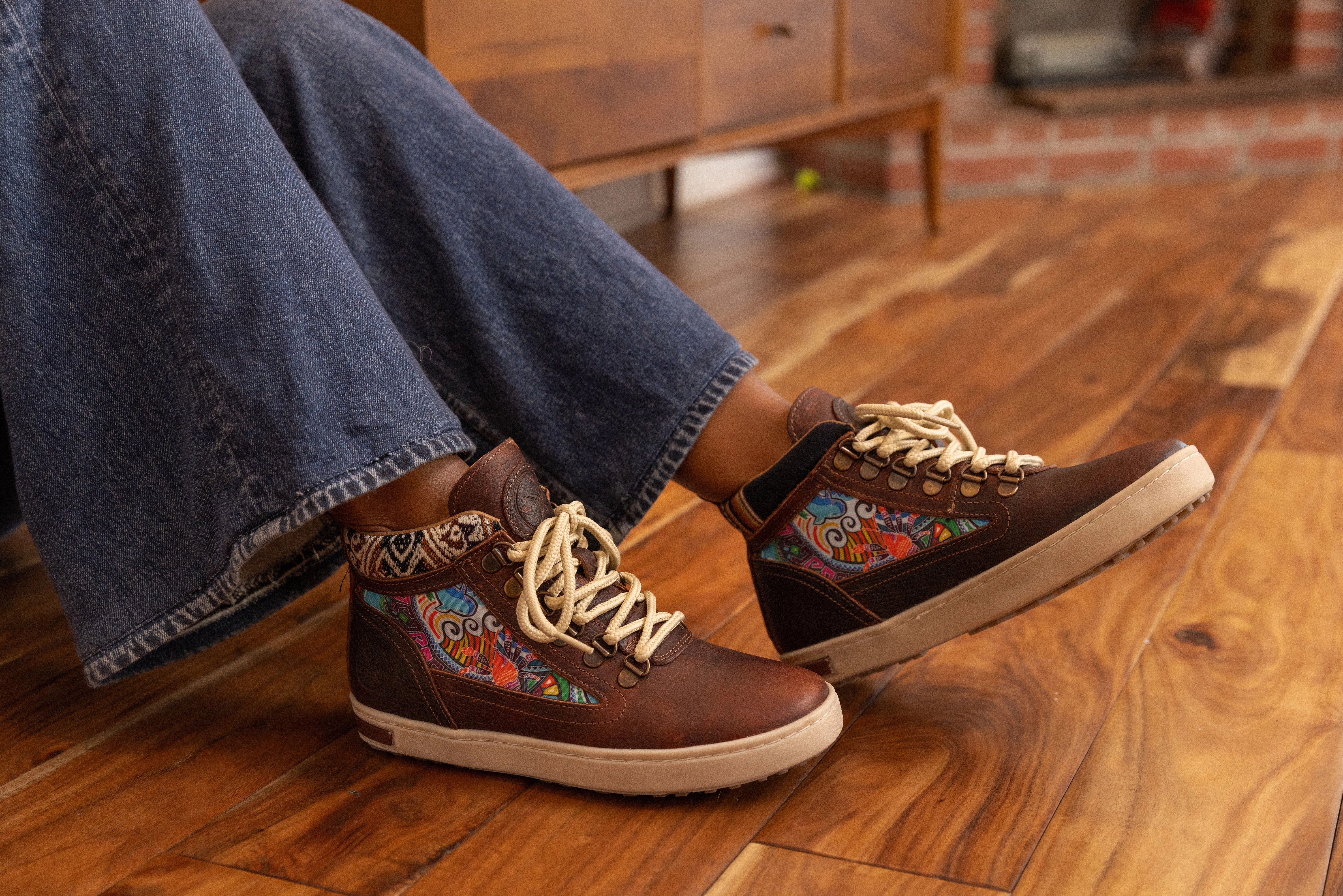 Stain Resistant Urban Casual Tuamotu Camping Boot