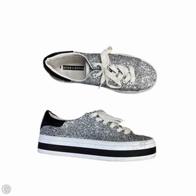 Agile Fit Shoes Designer By Alice   Olivia In Silver, Size: 7.5