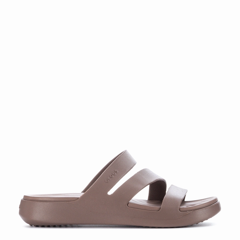 Trendy Getaway Strappy - Womens