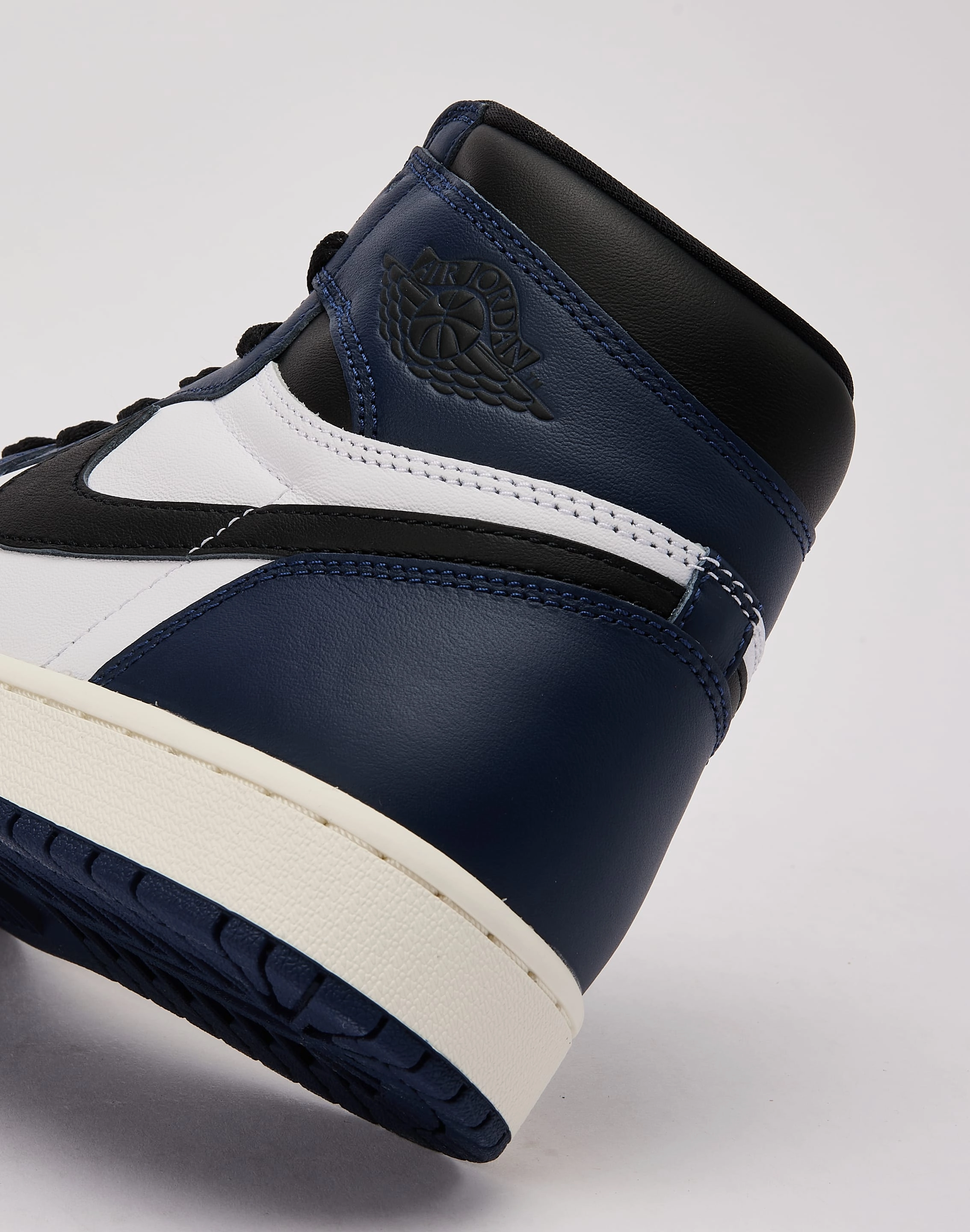 Jordan Air Jordan 1 Retro High OG 'Midnight Navy' Abrasion resistant