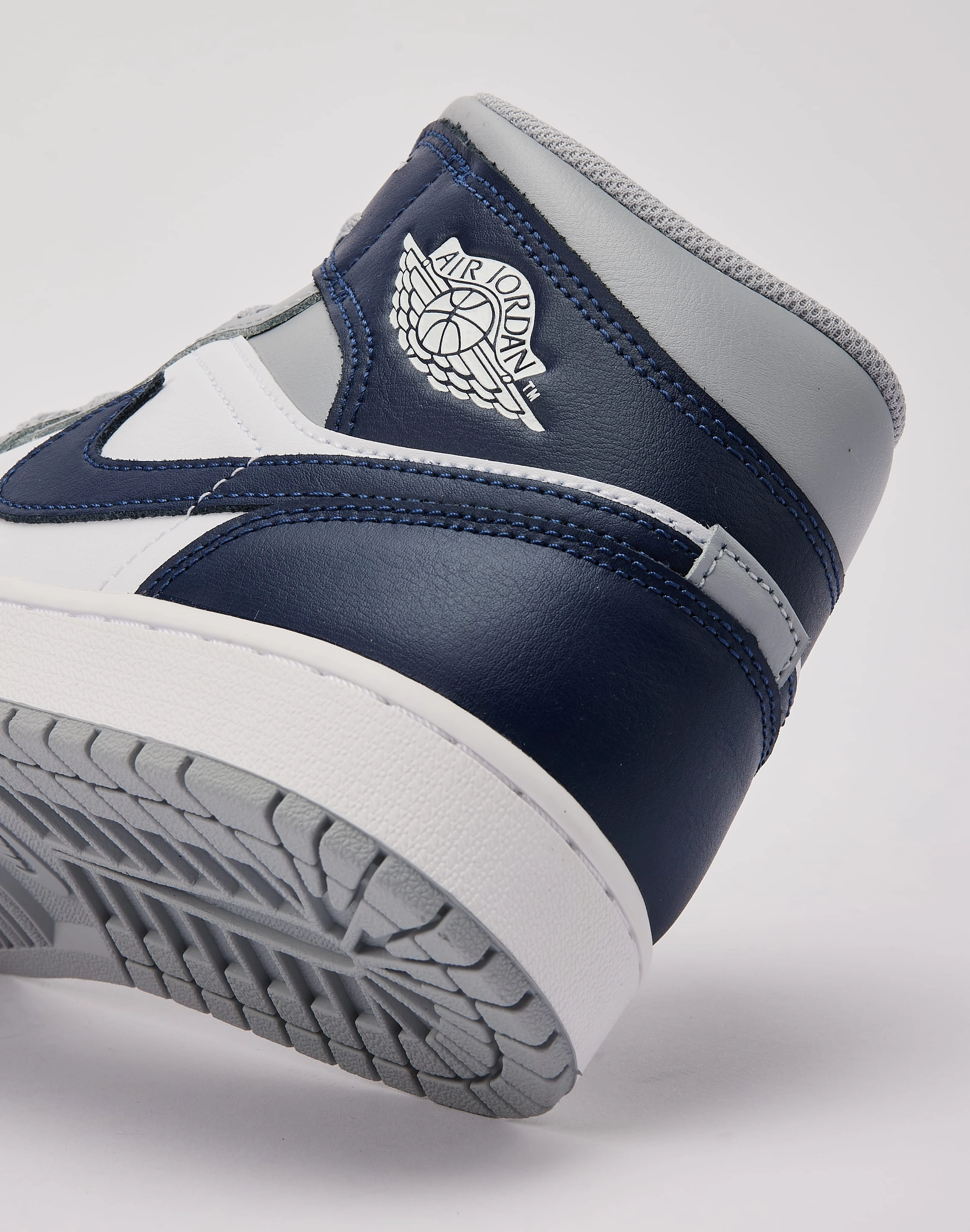 Jordan Air Jordan 1 Mid Bright Neon Island Vibe