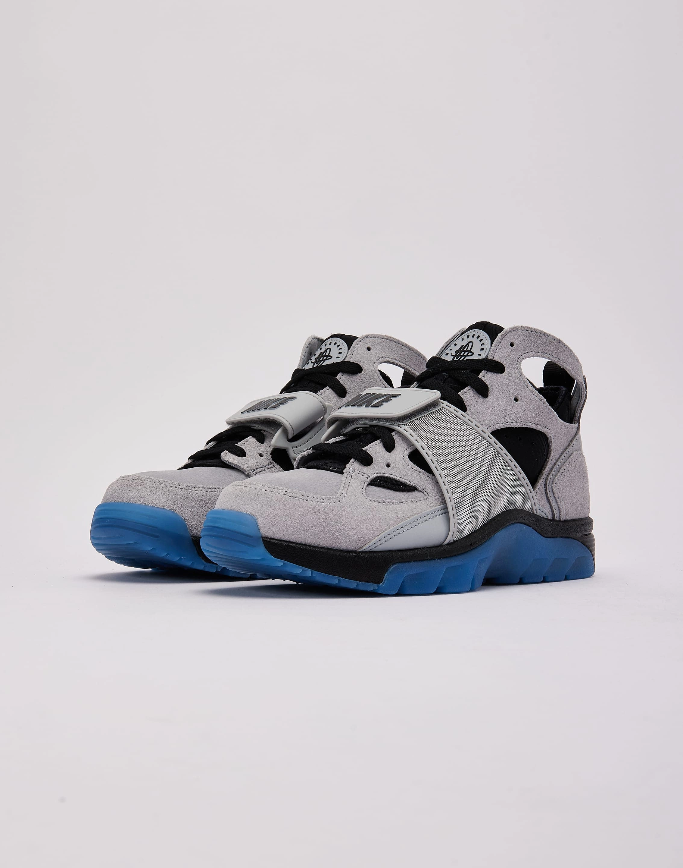 Nike Air Trainer Huarache Durable Build Hiking Trails Cushioned heel